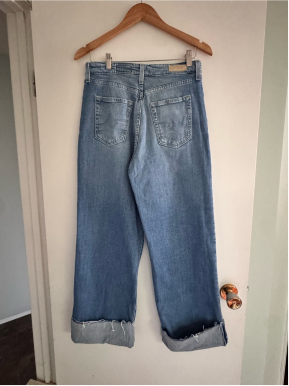 ag jeans wide leg high rise light wash cropped denim - Picture 7 of 12